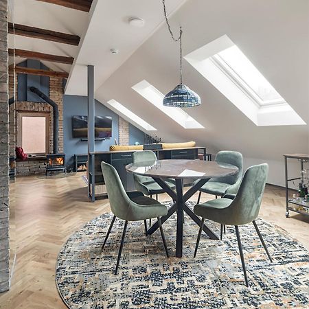 Cozy Penthouse Apartment Vilnius Exterior photo