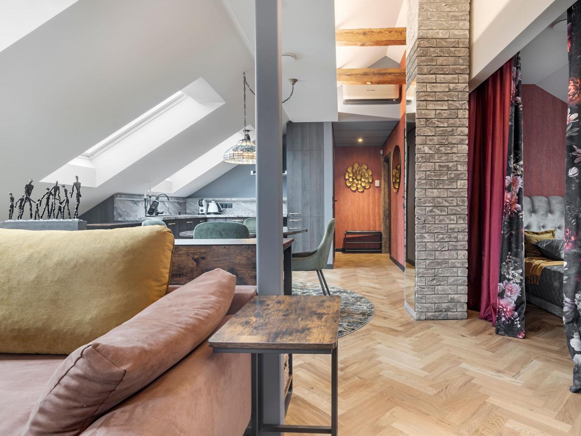 Cozy Penthouse Apartment Vilnius Exterior photo